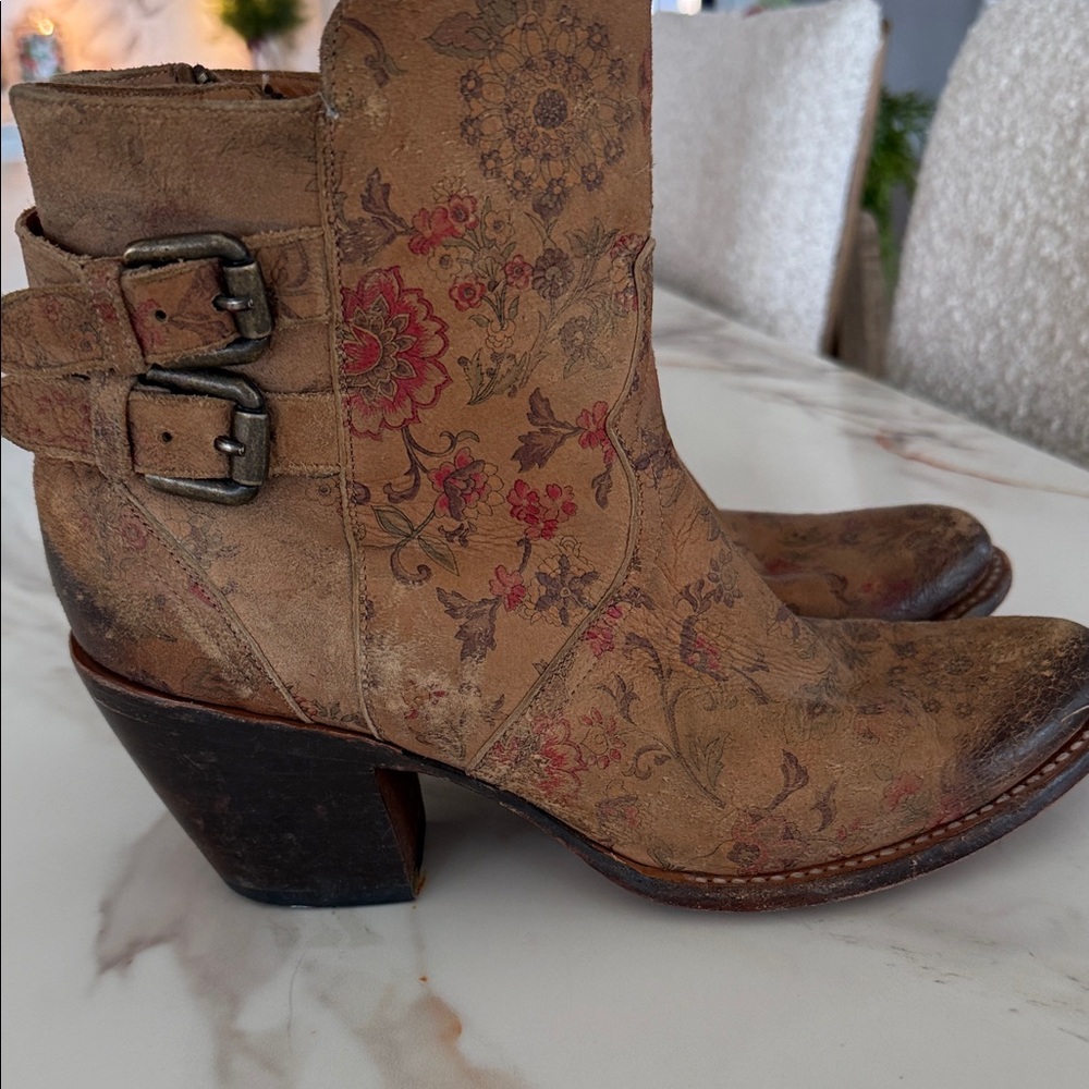 Lucchese Catalina Brown Floral Ankle Boots - Picture 7 of 9